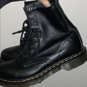 Used Size US 8 Black Leather AirWair Doc Martens
